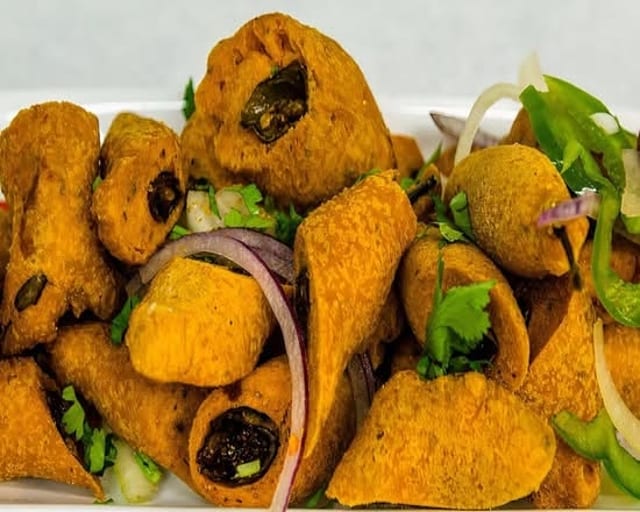 Cut Mirchi.