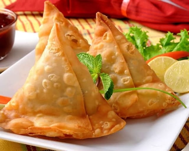 Veg Samosa.